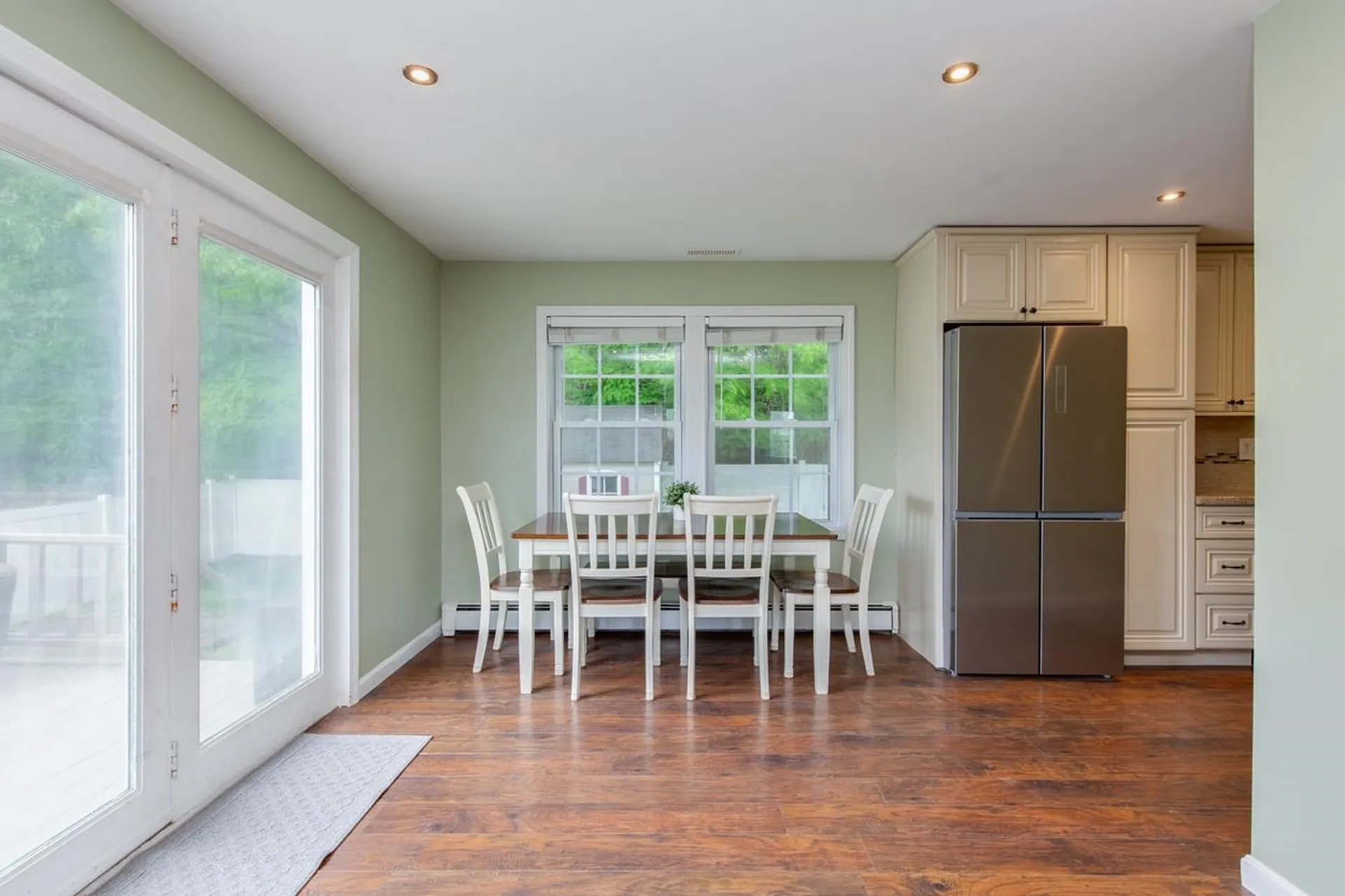 25 Tiger Tail Circle Derry NH 03038
