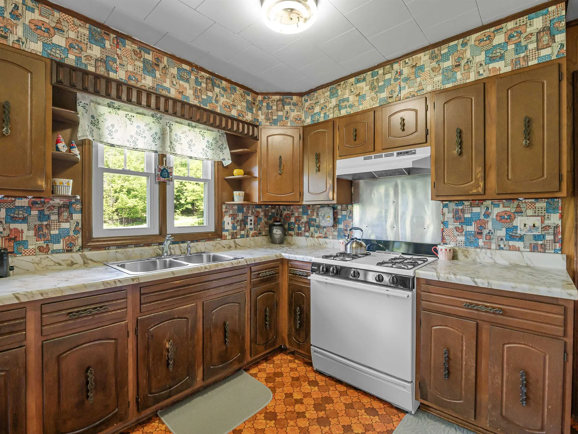 174 Biddie Knob Road Hubbardton VT 05735