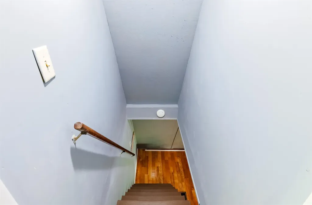 21 Hoadley Road Belmont NH 03220