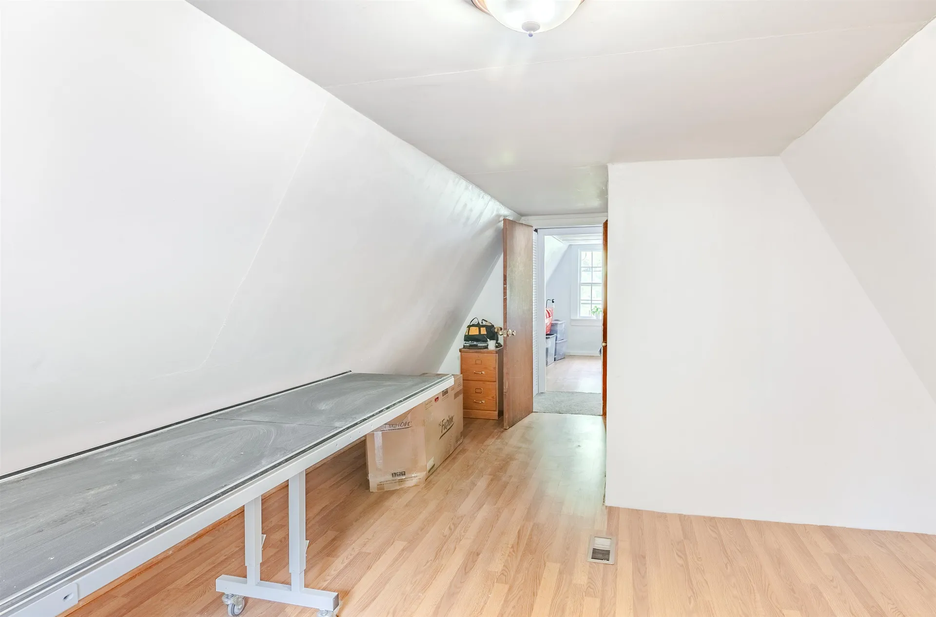 21 Hoadley Road Belmont NH 03220