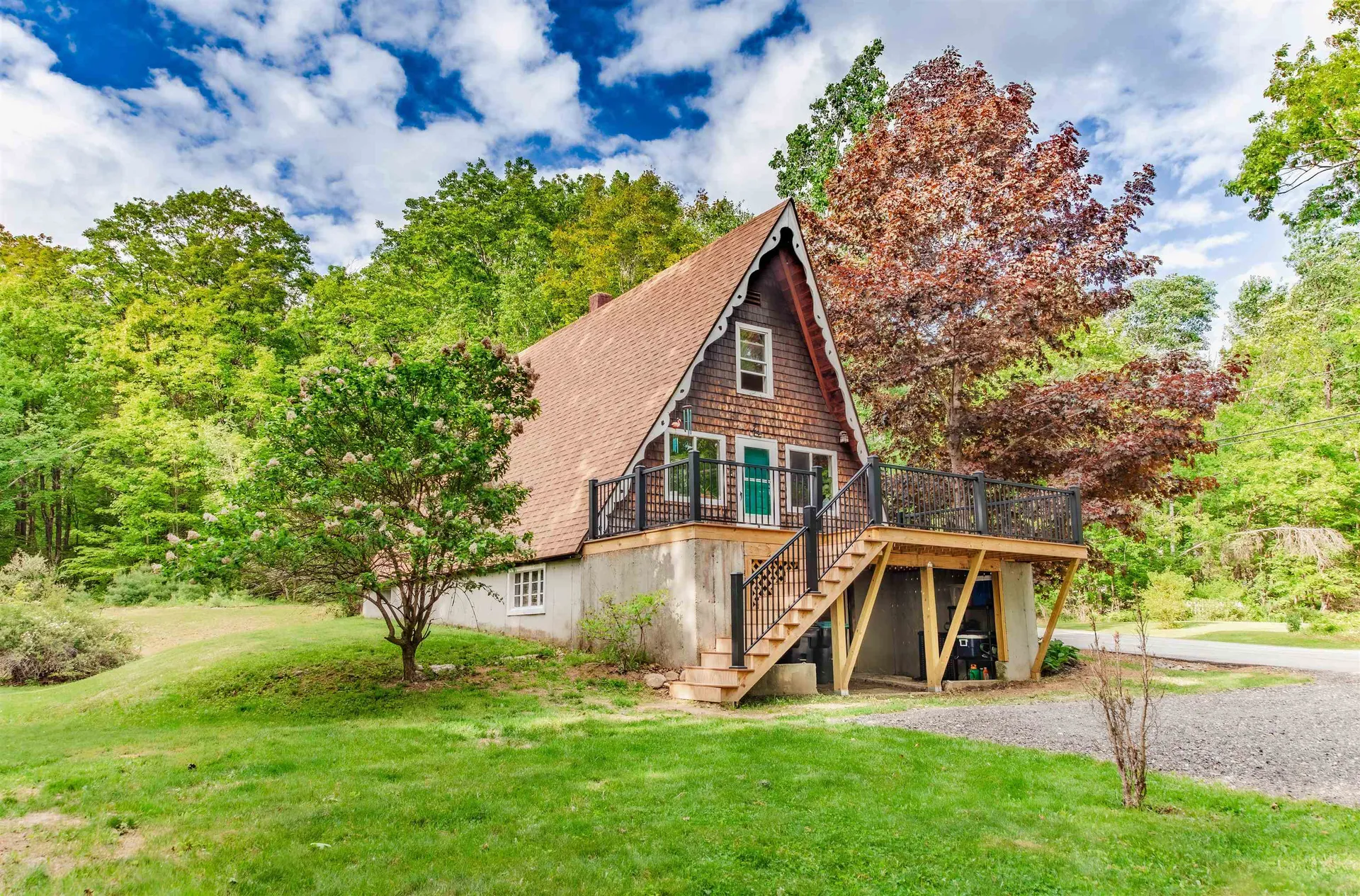21 Hoadley Road Belmont NH 03220