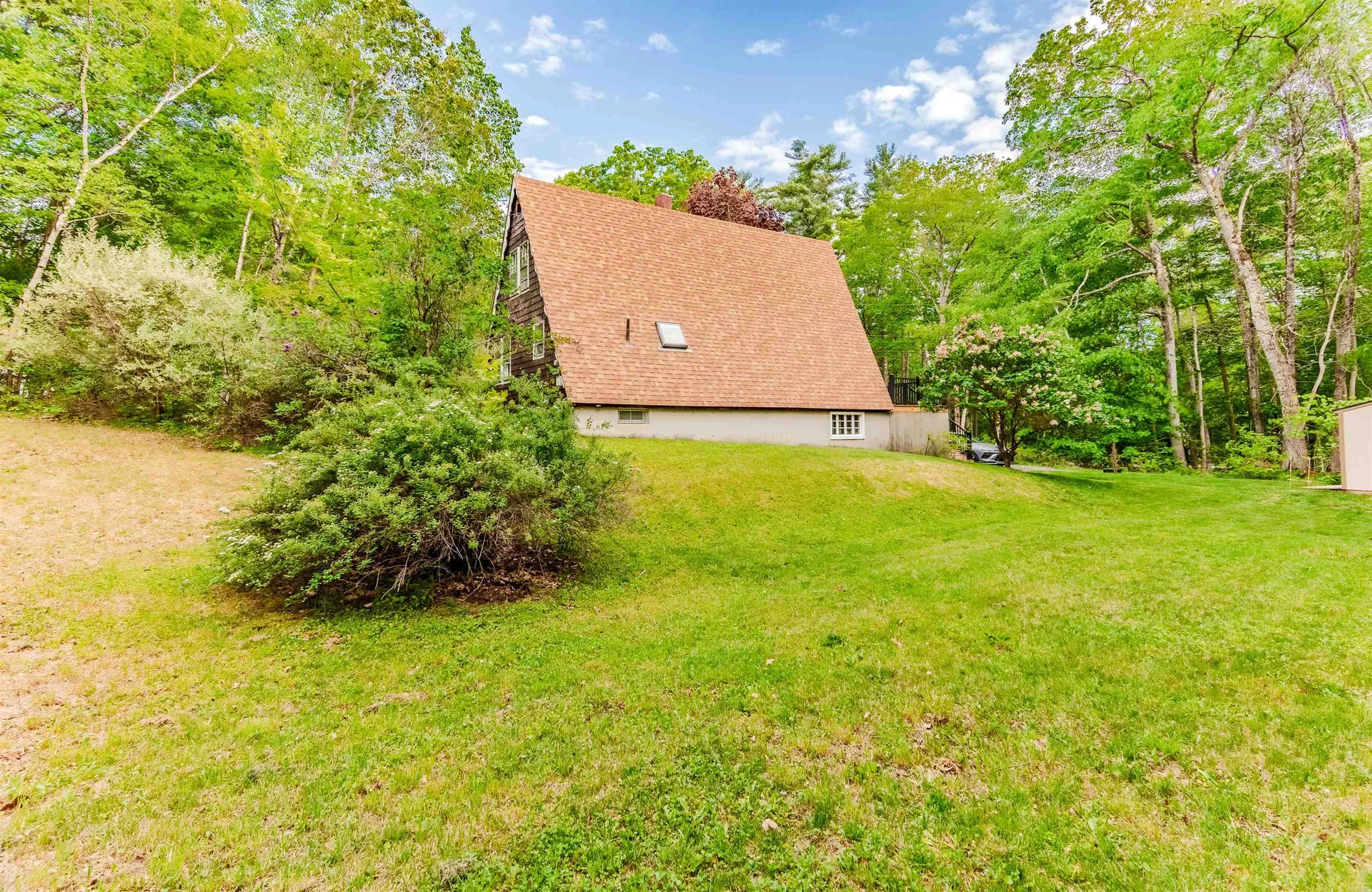 21 Hoadley Road Belmont NH 03220
