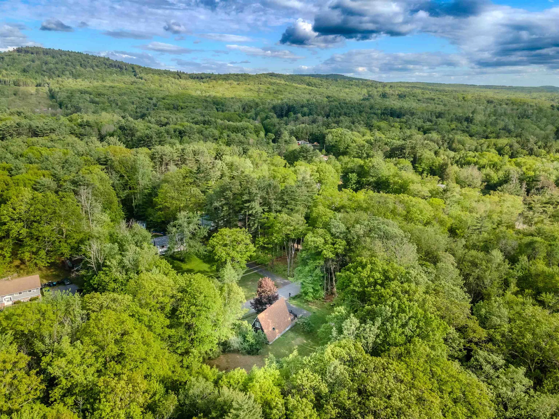 21 Hoadley Road Belmont NH 03220