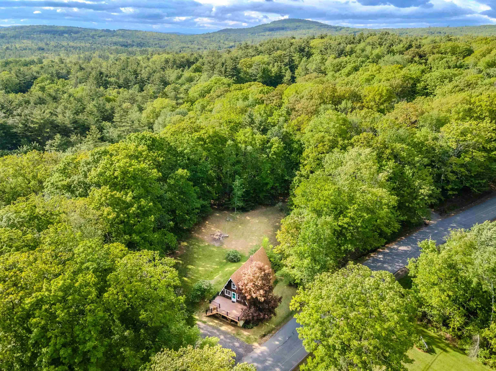 21 Hoadley Road Belmont NH 03220