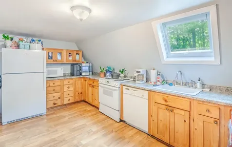 21 Hoadley Road Belmont NH 03220