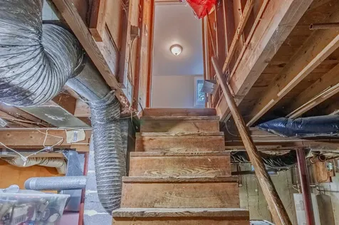 21 Hoadley Road Belmont NH 03220