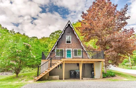 21 Hoadley Road Belmont NH 03220