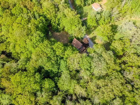 21 Hoadley Road Belmont NH 03220