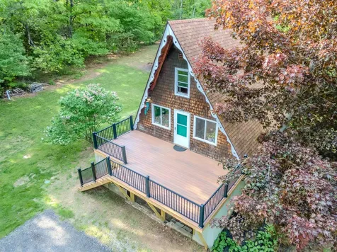 21 Hoadley Road Belmont NH 03220