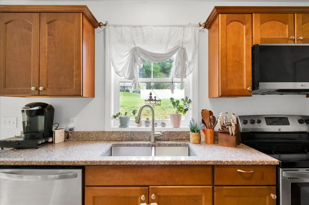 162 Middle Road Moretown VT 05676