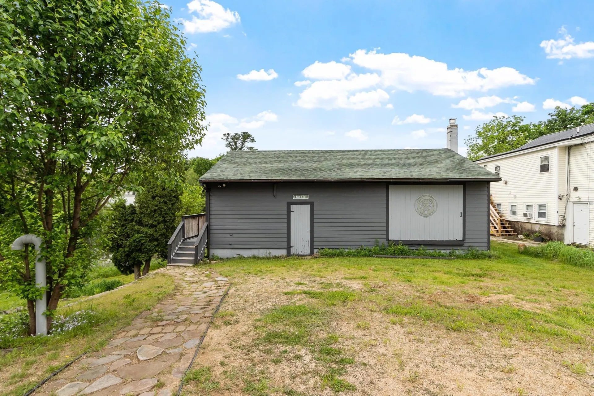 31 Main Street Raymond NH 03077-0
