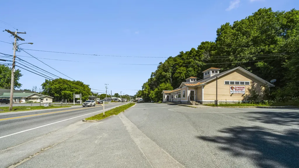 626 Broad Street Lyndon VT 05851