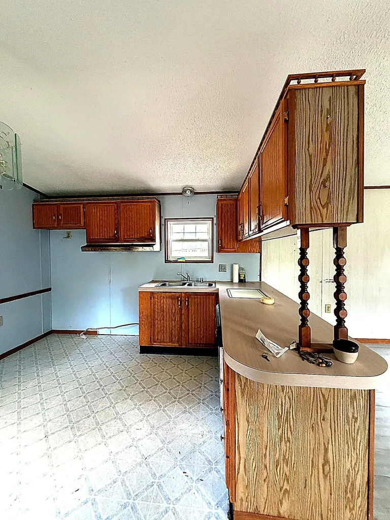 24 Christopher Lane Fremont NH 03044