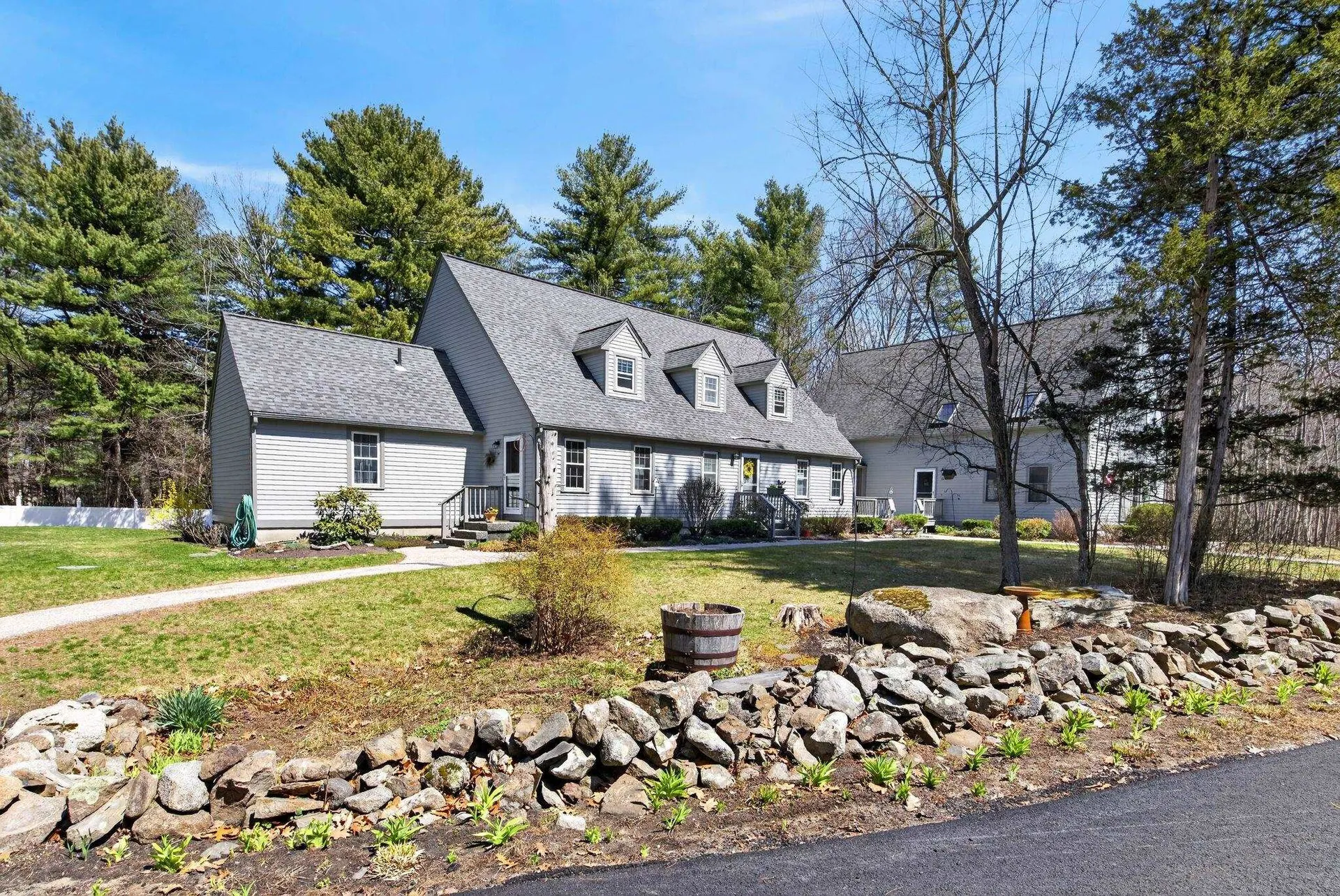 99 Glengarry Drive Stratham NH 03885