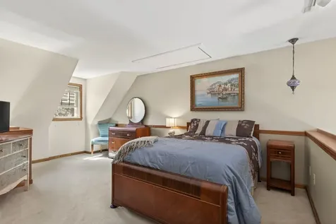 99 Glengarry Drive Stratham NH 03885