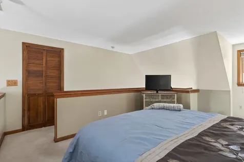 99 Glengarry Drive Stratham NH 03885