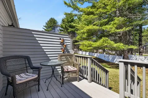 99 Glengarry Drive Stratham NH 03885