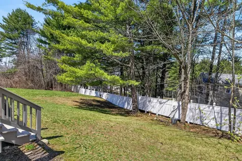 99 Glengarry Drive Stratham NH 03885