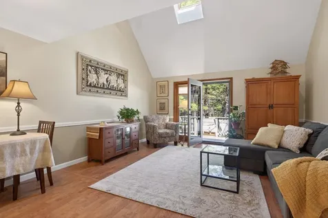 99 Glengarry Drive Stratham NH 03885