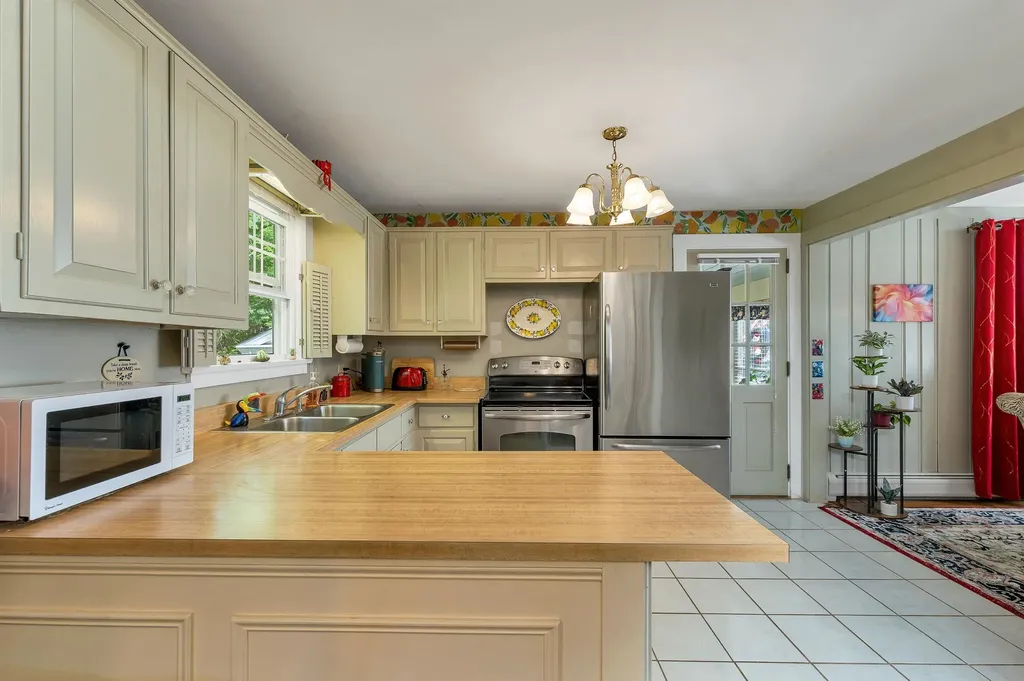 324 Prospect Street Franklin NH 03235