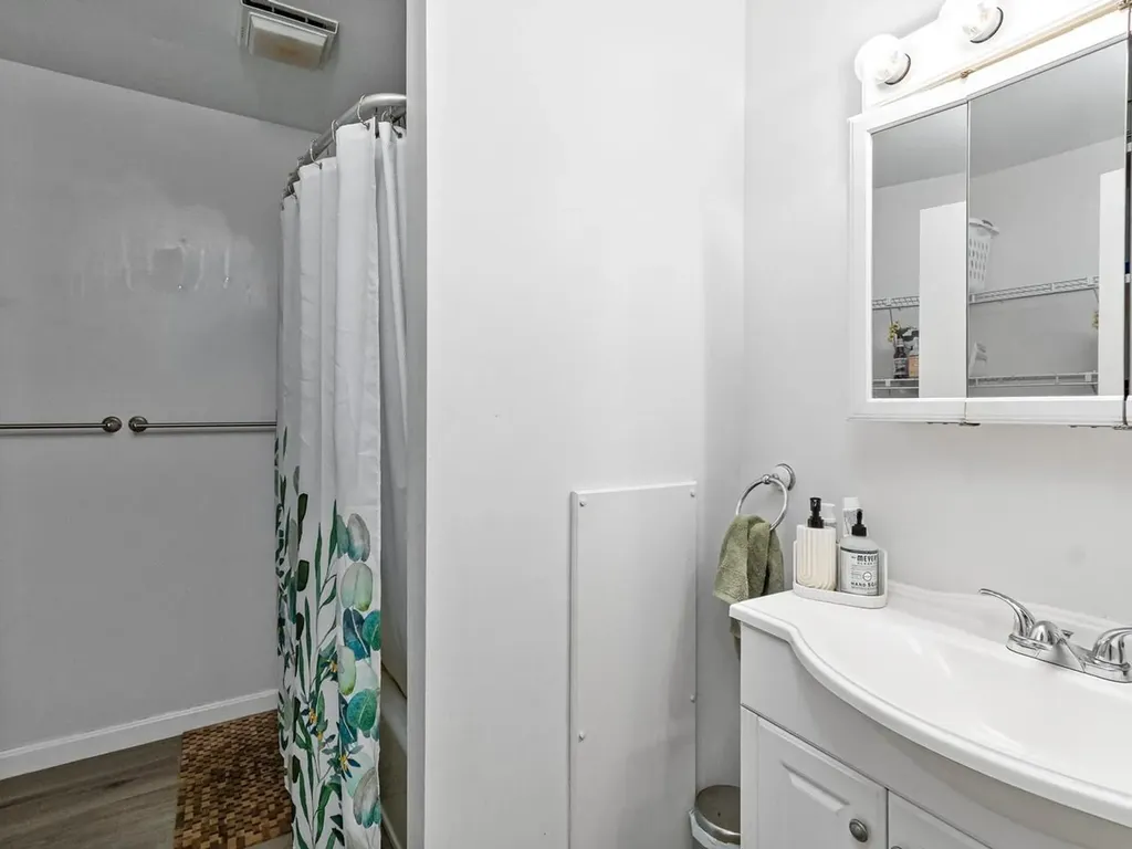 309 Sugar Tree Lane South Burlington VT 05403