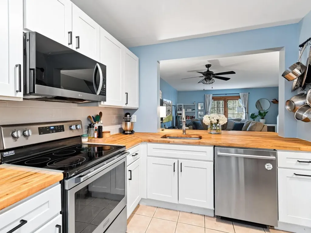 309 Sugar Tree Lane South Burlington VT 05403