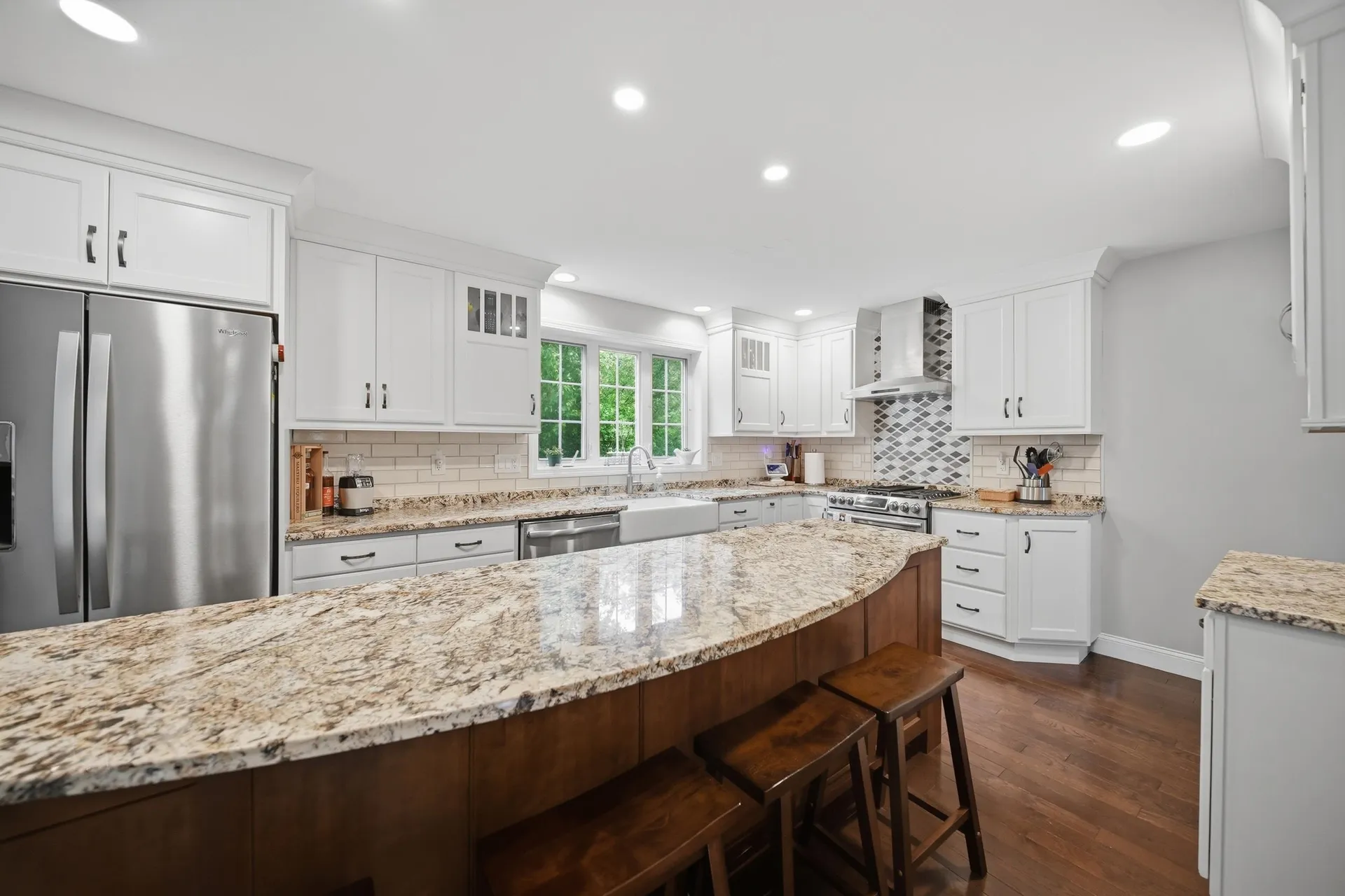 13 Stirling Avenue Hooksett NH 03106