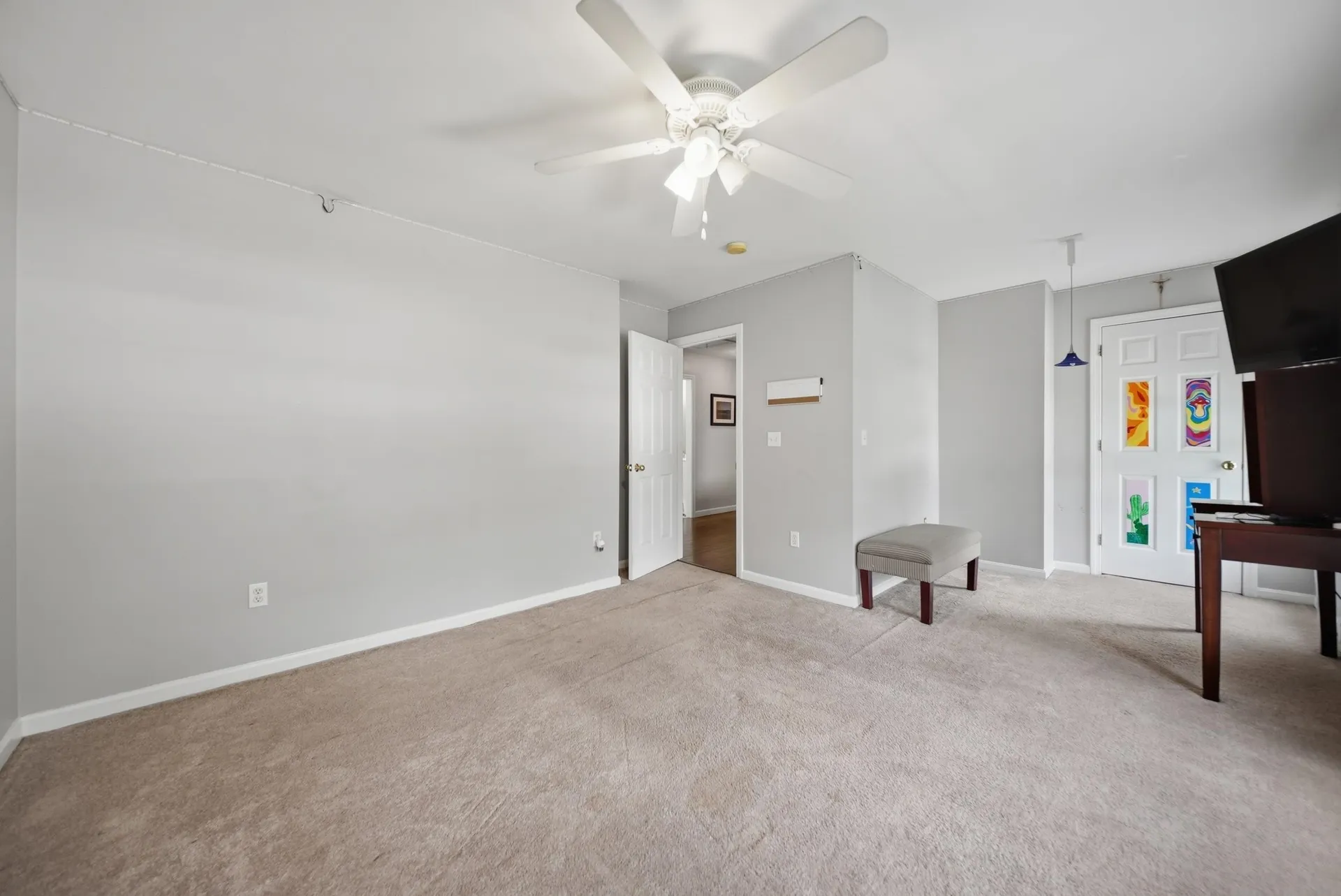 13 Stirling Avenue Hooksett NH 03106