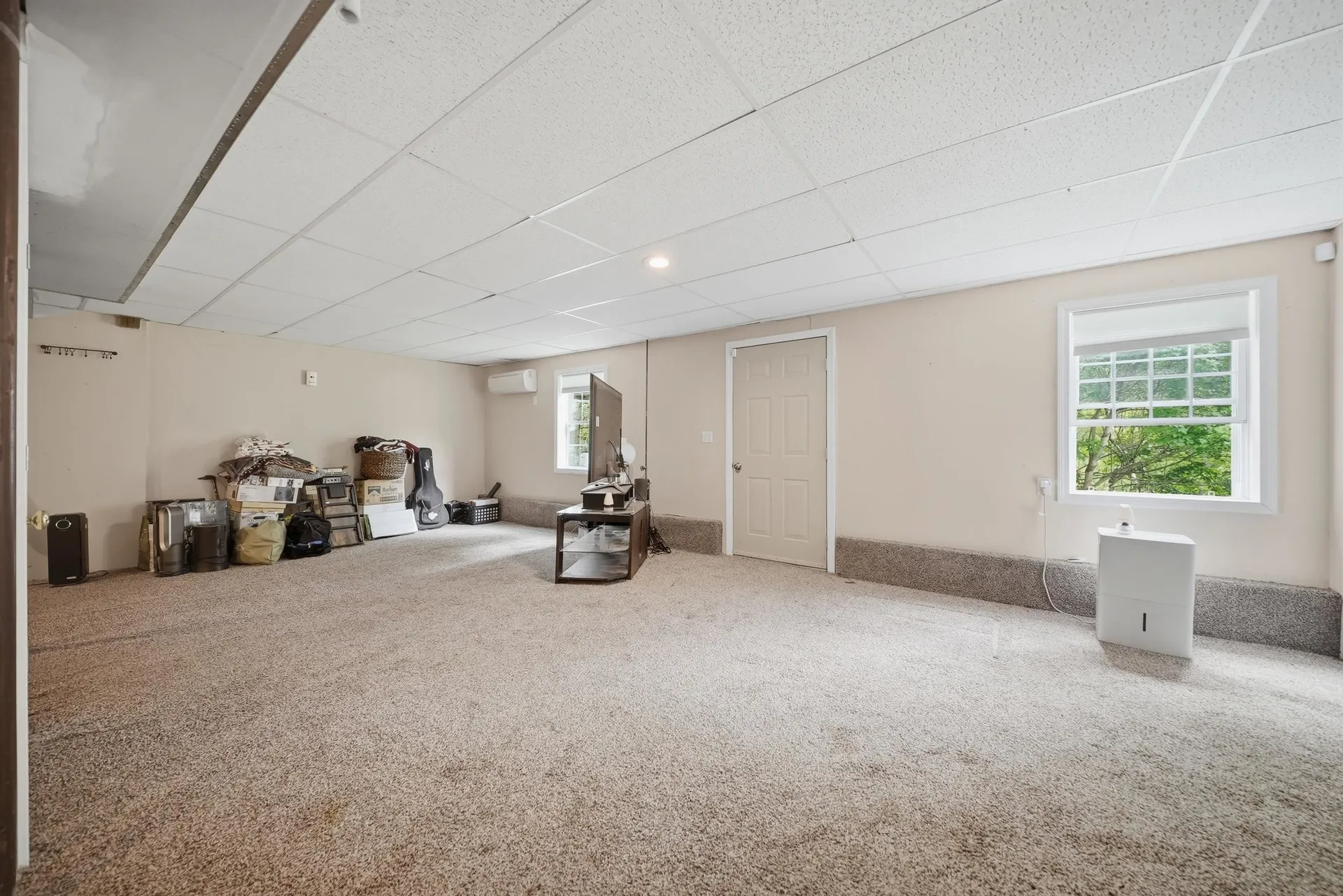 13 Stirling Avenue Hooksett NH 03106