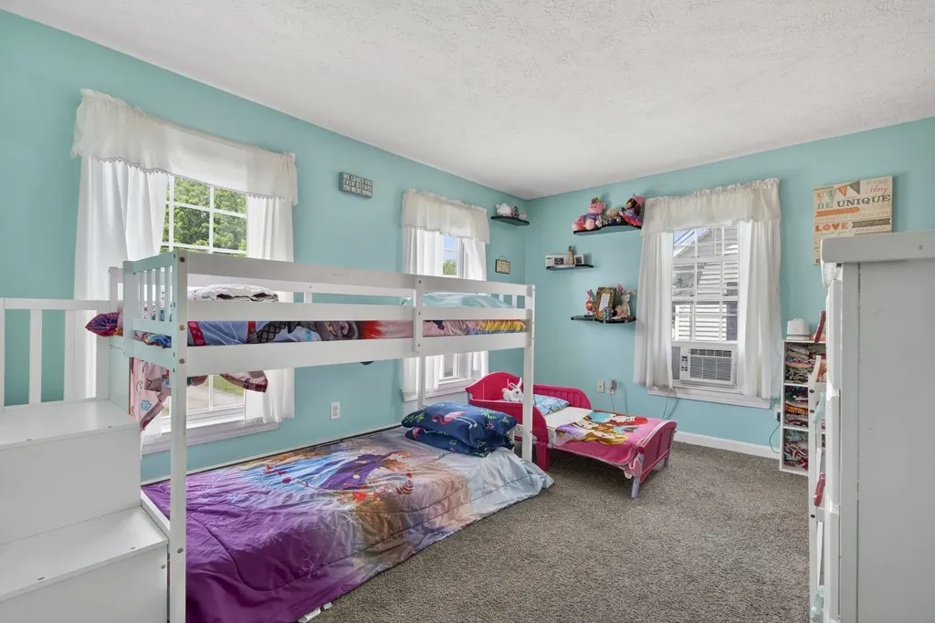 127 Glass Street Pembroke NH 03275