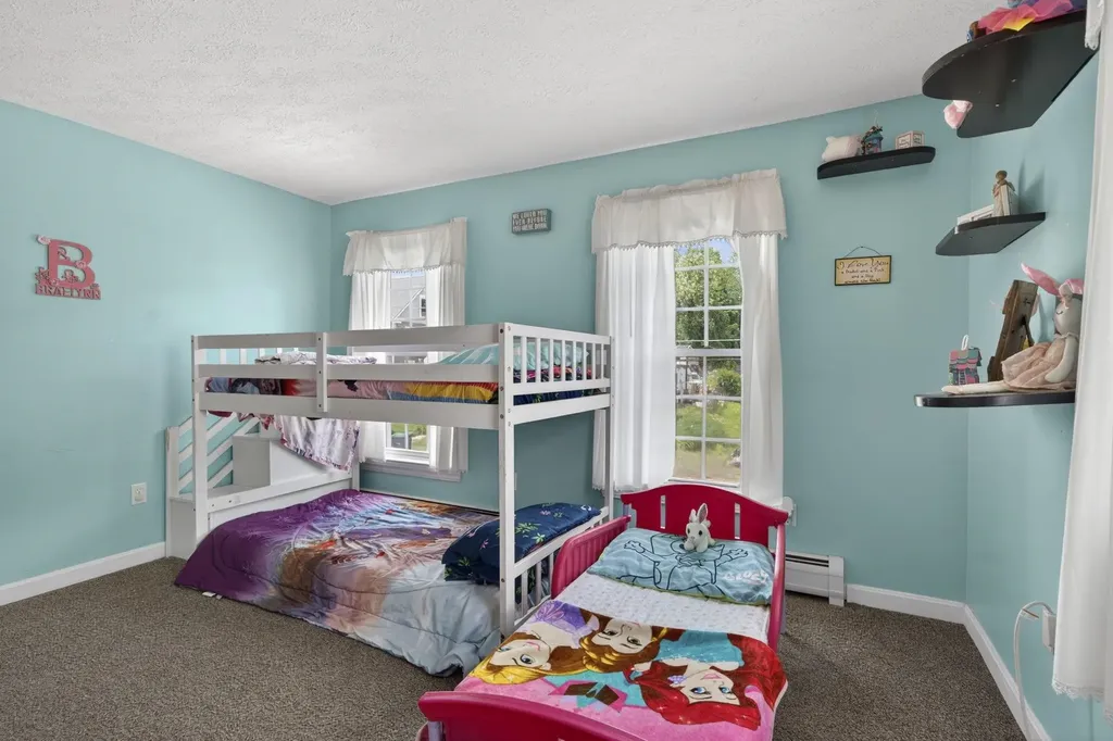 127 Glass Street Pembroke NH 03275