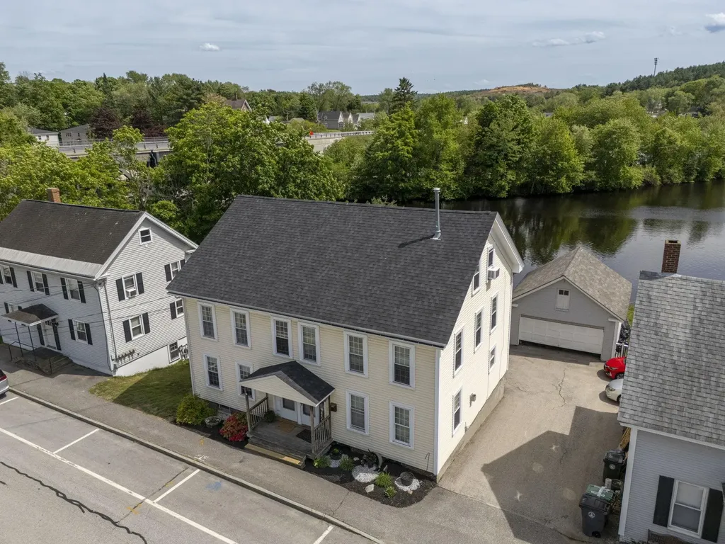 127 Glass Street Pembroke NH 03275