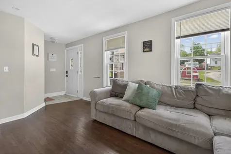 127 Glass Street Pembroke NH 03275