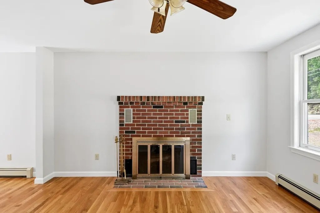 11 Lovell Road Stratham NH 03885