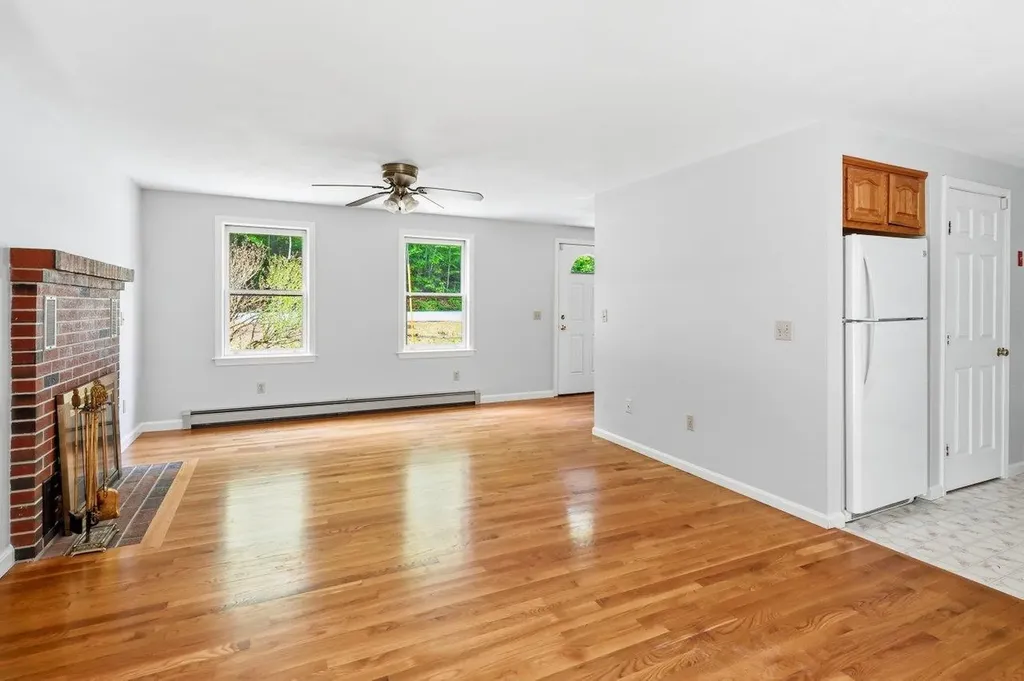 11 Lovell Road Stratham NH 03885