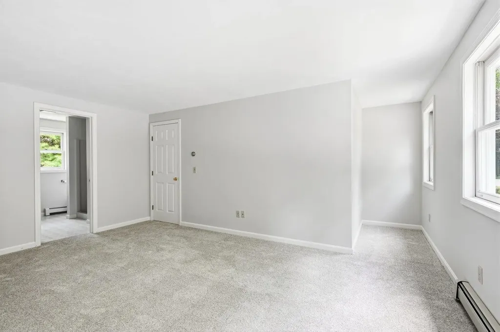 11 Lovell Road Stratham NH 03885