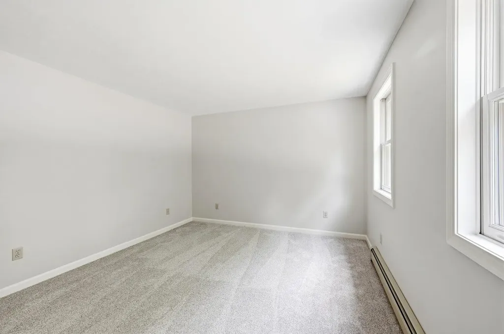 11 Lovell Road Stratham NH 03885