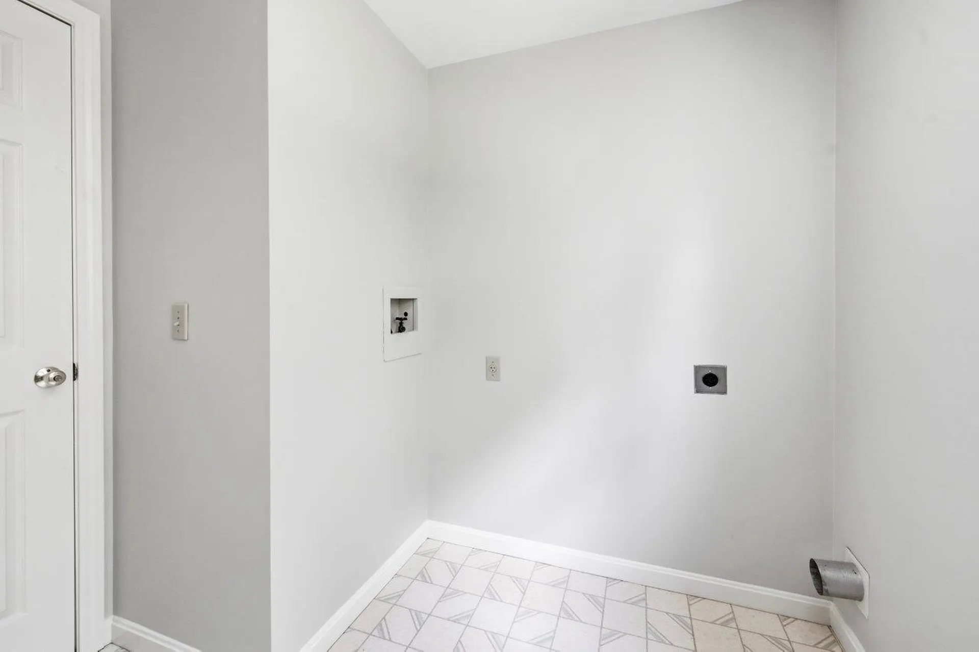 11 Lovell Road Stratham NH 03885