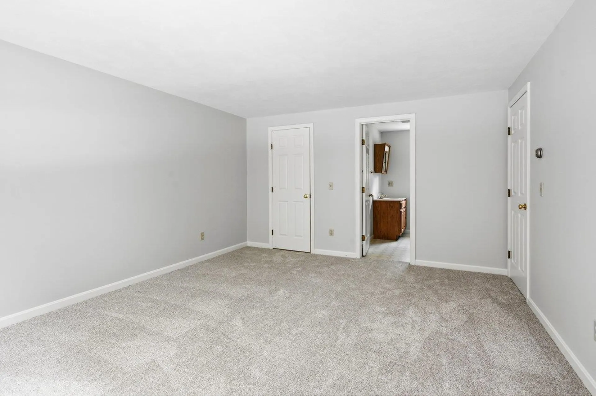11 Lovell Road Stratham NH 03885