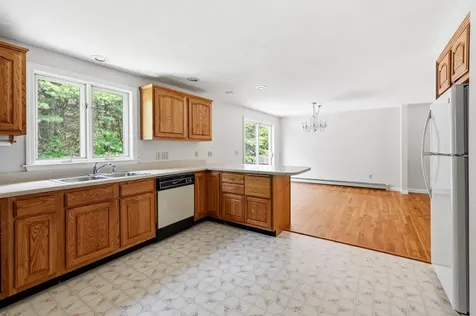 11 Lovell Road Stratham NH 03885