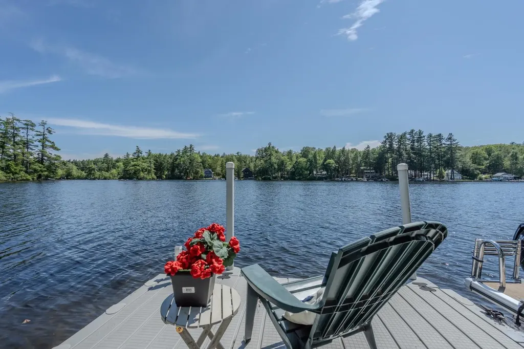 60 Beech Island Strafford NH 03884