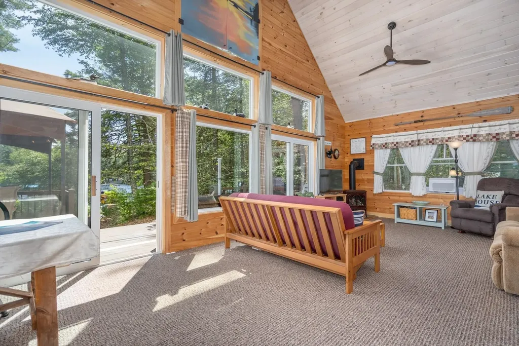 60 Beech Island Strafford NH 03884