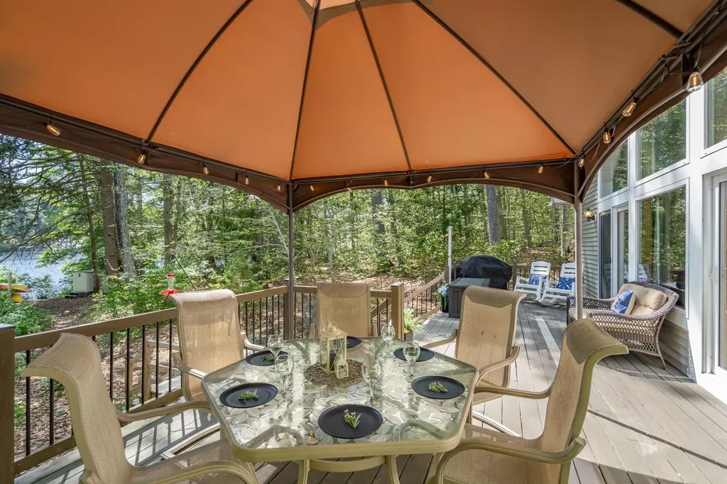 60 Beech Island Strafford NH 03884
