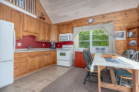 60 Beech Island Strafford NH 03884