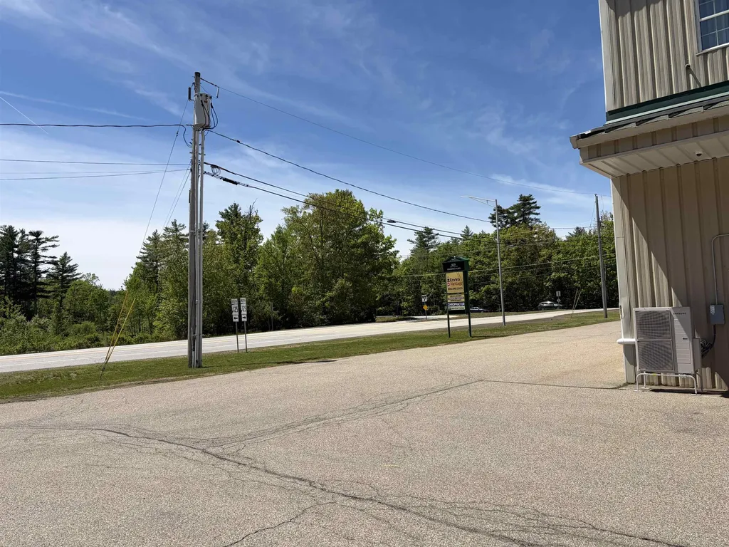 629 Calef Highway Epping NH 03042