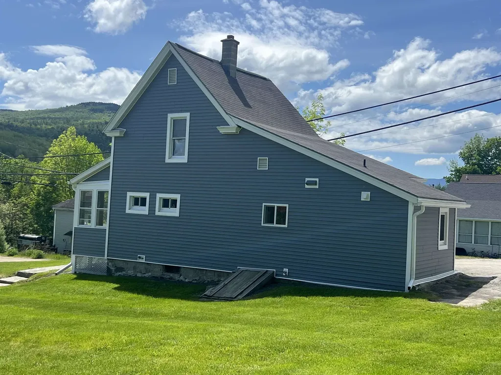 553 Western Avenue Berlin NH 03570