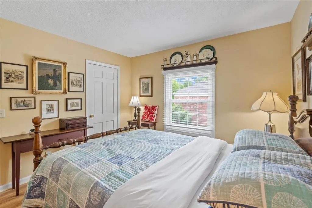 425 Dorset Street South Burlington VT 05403
