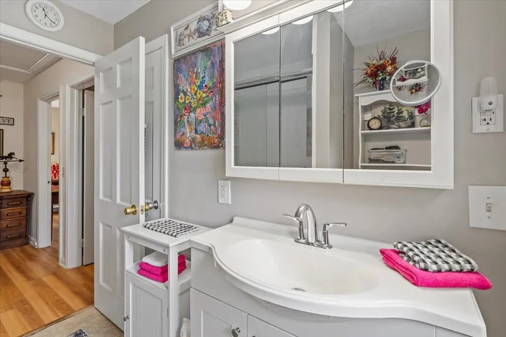 425 Dorset Street South Burlington VT 05403