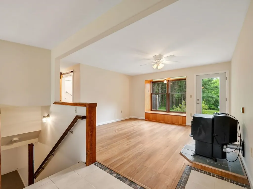 1457 Sand Road Ferrisburgh VT 05456