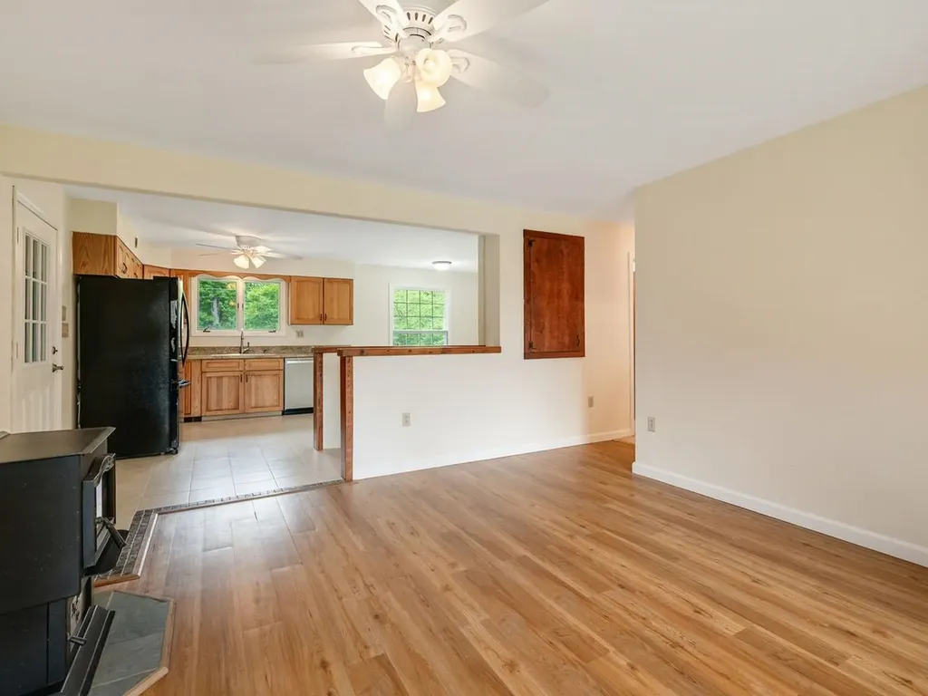 1457 Sand Road Ferrisburgh VT 05456